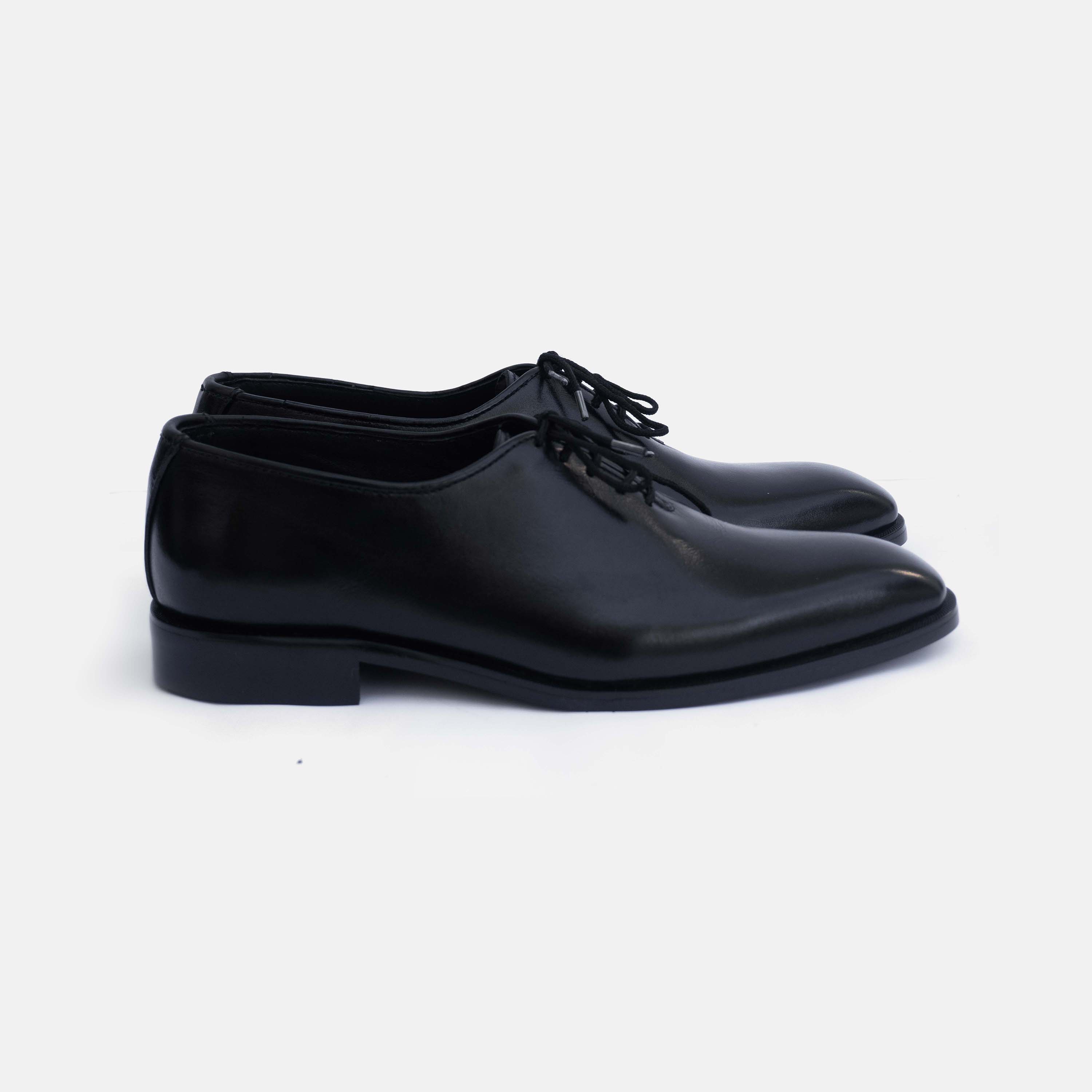 Artisan Italian Black Leather Shoes for Men – Handcrafted Premium Formal & Office Footwear